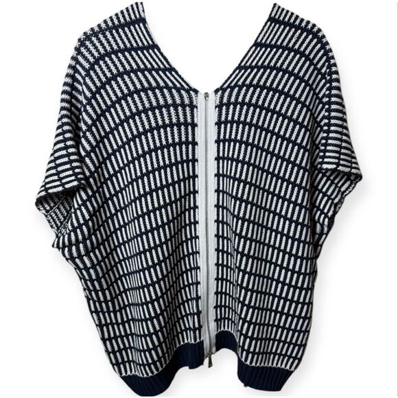 Free People Something Special Back Zip Short Sleeve Poncho Sweater Vest XS - Picture 8 of 10